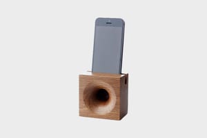 Wooden amplifier for phone's speaker
